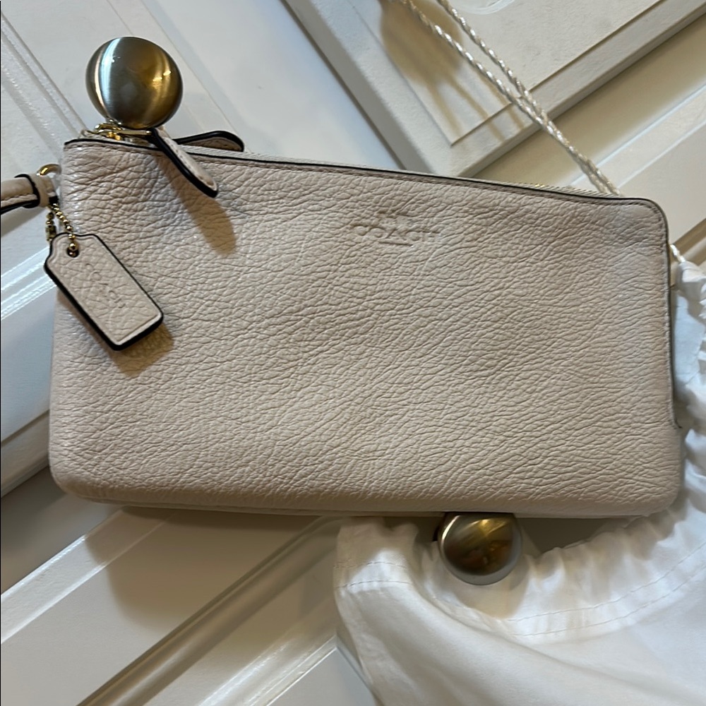 Coach Pebbled Leather Double Zip Wallet Wristlet in Chalk and Gold F54056 NWT